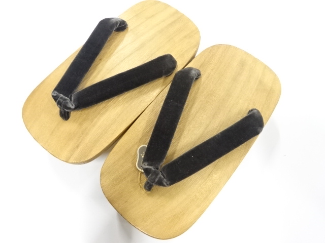 未使用品　男物桐下駄(23.5センチ)